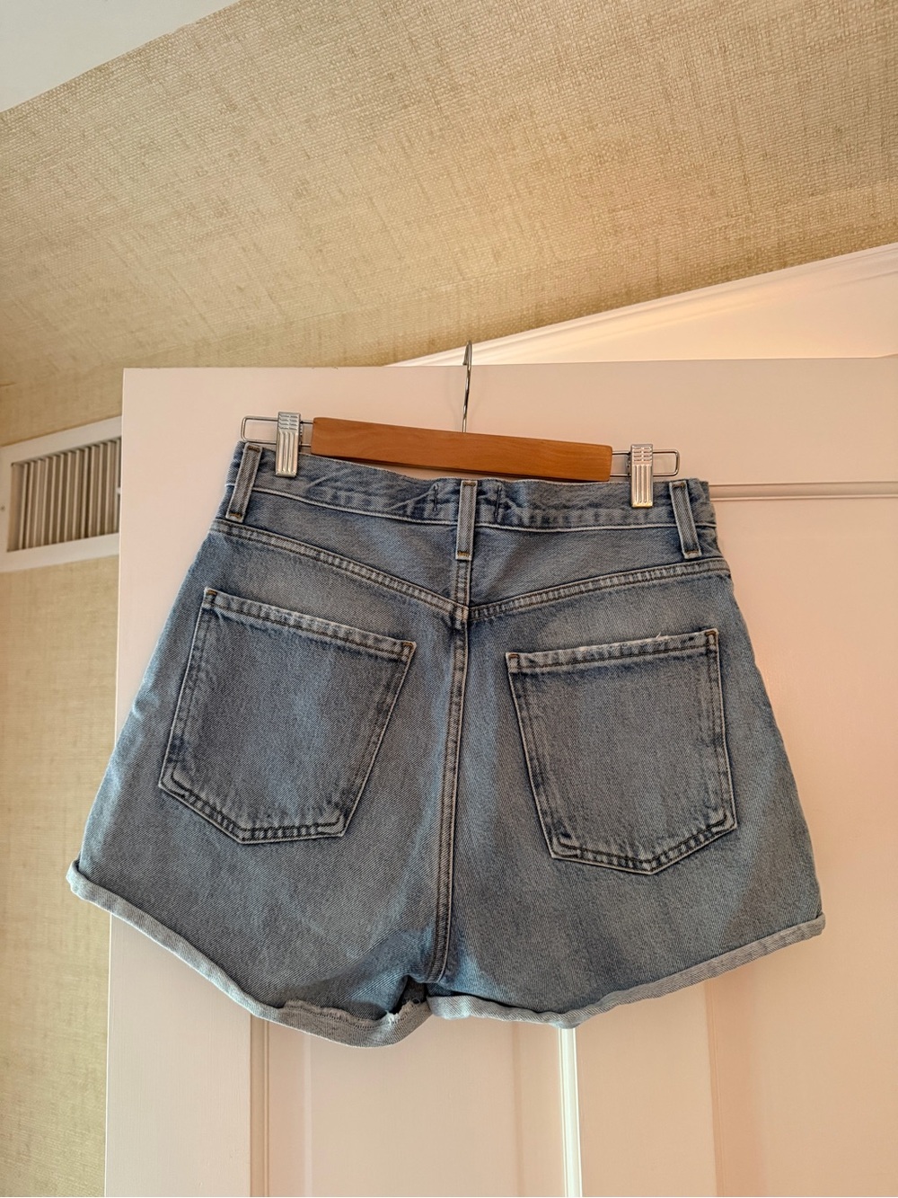 Agolde - Parker Jean Shorts in Farewell, Size 27 - Picture 4 of 5